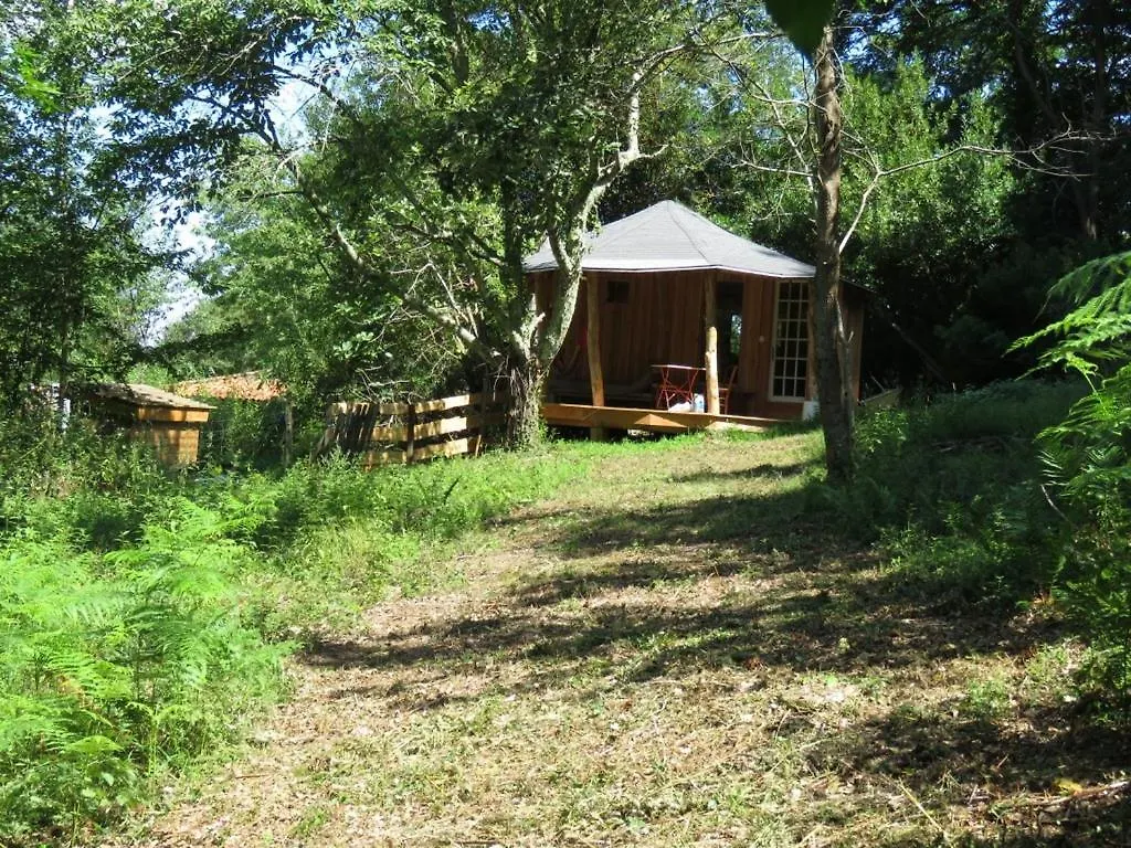 Luxury tent Tente Suspendue Au Coeur De La Foret Sainte-Croix-de-Volvestre France